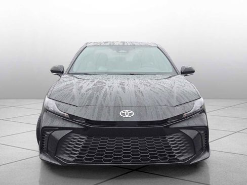 New 2026 Toyota Camry SE image 3