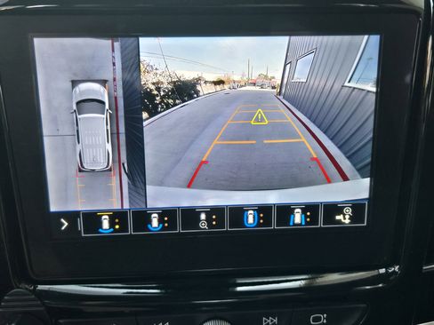 Used 2020 Chevrolet Traverse Premier w/ Redline Edition image 13