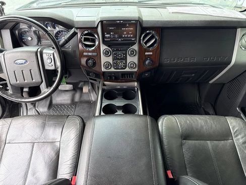 Used 2014 Ford F250 Lariat w/ Chrome Package AWD/4WD image 21