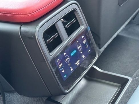 New 2023 Porsche Taycan Cross Turismo image 19