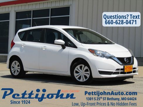 Used 2017 Nissan Versa Note SV FWD image 1
