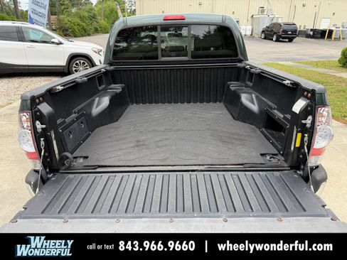 Used 2011 Toyota Tacoma 4x4 Double Cab w/ SR5 Pkg #2 image 8
