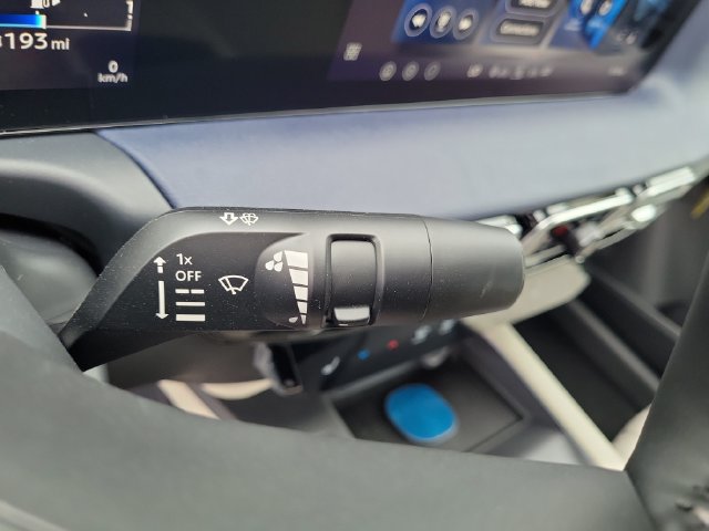 New 2027 Nissan Sentra SL w/ Floor Mat Package FWD image 24