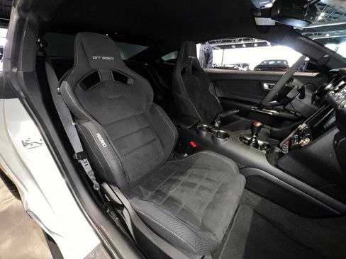 Used 2017 Ford Mustang Shelby GT350 w/ Electronics Package image 26