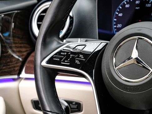 Used 2022 Mercedes-Benz E 350 Sedan w/ AMG Line Exterior image 14