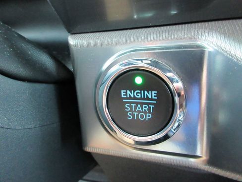 Used 2023 Ford F150 Raptor AWD/4WD image 35