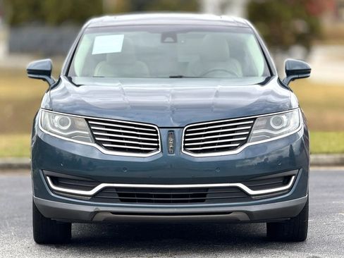 Used 2016 Lincoln MKX Reserve w/ Technology Package FWD image 5