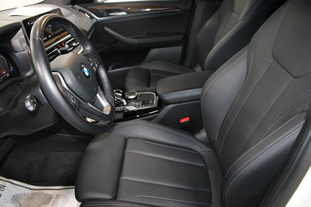 Used 2024 BMW X3 sDrive30i w/ Convenience Package w/ZPA RWD image 12