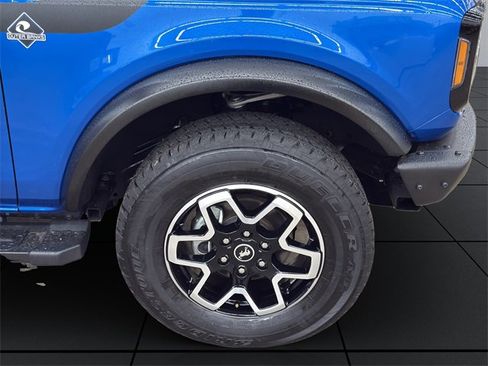 Used 2022 Ford Bronco Outer Banks image 37