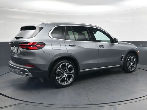 Used 2026 BMW X5 sDrive40i w/ Climate Comfort Package RWD image 4