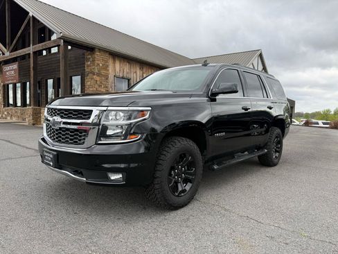 Used 2019 Chevrolet Tahoe LT image 2
