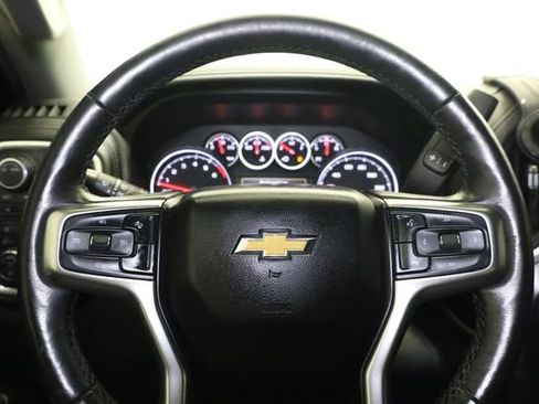 Used 2021 Chevrolet Silverado 1500 LTZ AWD/4WD image 17