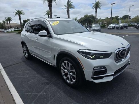 Used 2021 BMW X5 sDrive40i w/ Luxury Seating Package 2 image 4