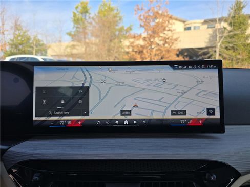 New 2026 BMW 330i xDrive Sedan w/ Convenience Package image 27