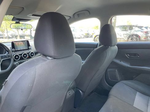 Used 2025 Nissan Sentra SV FWD image 29