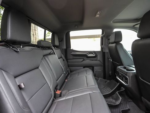 Used 2022 Chevrolet Silverado 1500 LTZ w/ LTZ Premium Package AWD/4WD image 25