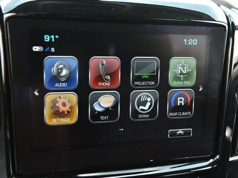 Used 2018 Chevrolet Traverse LT image 14