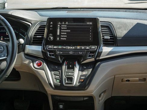 Used 2019 Honda Odyssey EX image 15