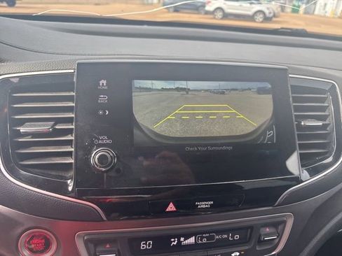 Used 2022 Honda Pilot Special Edition image 17