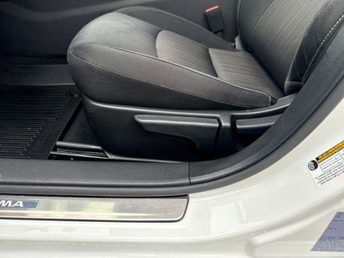 Used 2024 Nissan Altima 2.5 S image 37