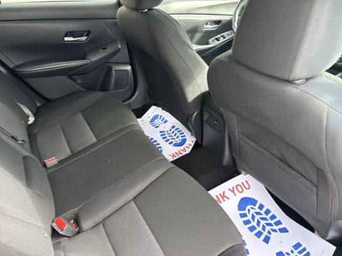 Used 2022 Nissan Sentra SV image 10