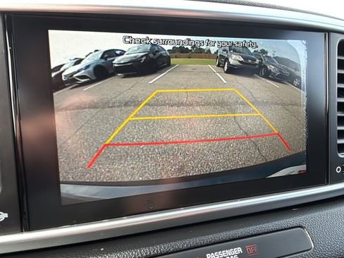 Used 2021 Kia Sportage S FWD image 25