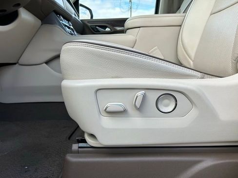 Used 2021 GMC Yukon Denali w/ Denali Premium Package image 37