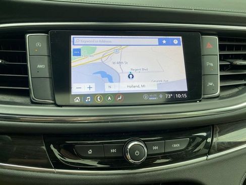 Used 2022 Buick Enclave Premium w/ Experience Buick Package AWD/4WD image 4