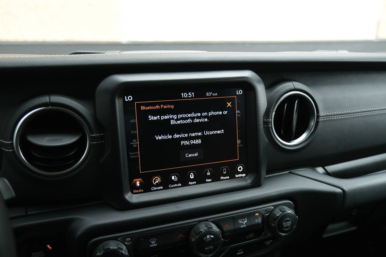 Used 2023 Jeep Wrangler Unlimited Sahara AWD/4WD image 37