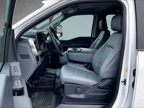 New 2026 Ford F350 XL w/ 360-Degree Camera Package image 9