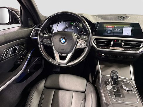 Used 2020 BMW 330i xDrive 330i xDrive w/ Driving Assistance Package image 14