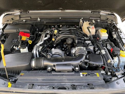 Certified 2022 Jeep Wrangler Sport S w/ Sun And Sound Package image 37