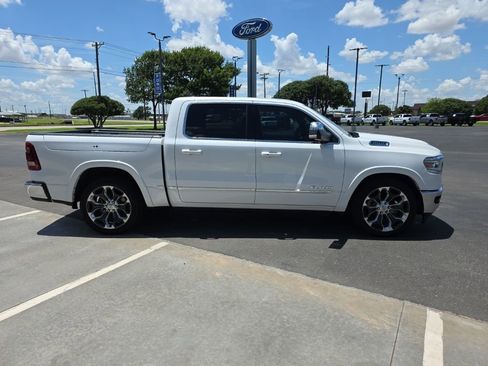 Used 2023 RAM 1500 Limited AWD/4WD image 9