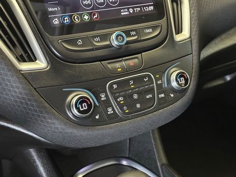 Used 2024 Chevrolet Malibu LT FWD image 29