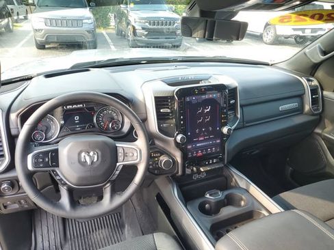 Certified 2025 RAM 1500 Big Horn AWD/4WD image 28