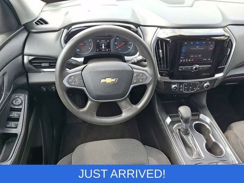 Used 2021 Chevrolet Traverse LS AWD/4WD image 19