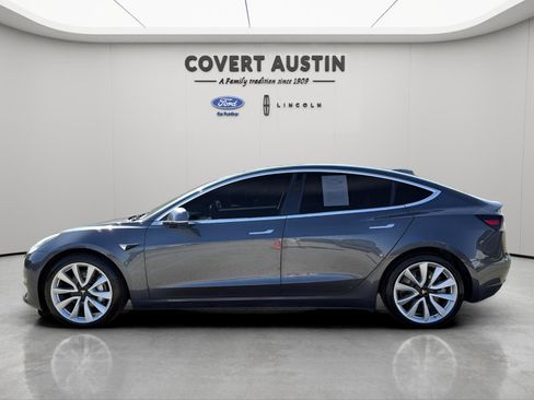 Used 2018 Tesla Model 3 Long Range image 2