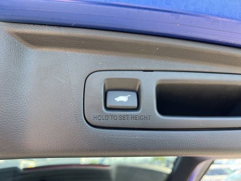 Used 2024 Honda CR-V EX-L image 25