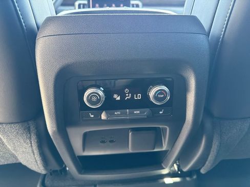 Used 2026 GMC Acadia Denali w/ Super Cruise Package AWD/4WD image 20