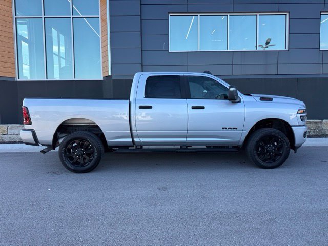 Used 2026 RAM 2500 Big Horn AWD/4WD image 2