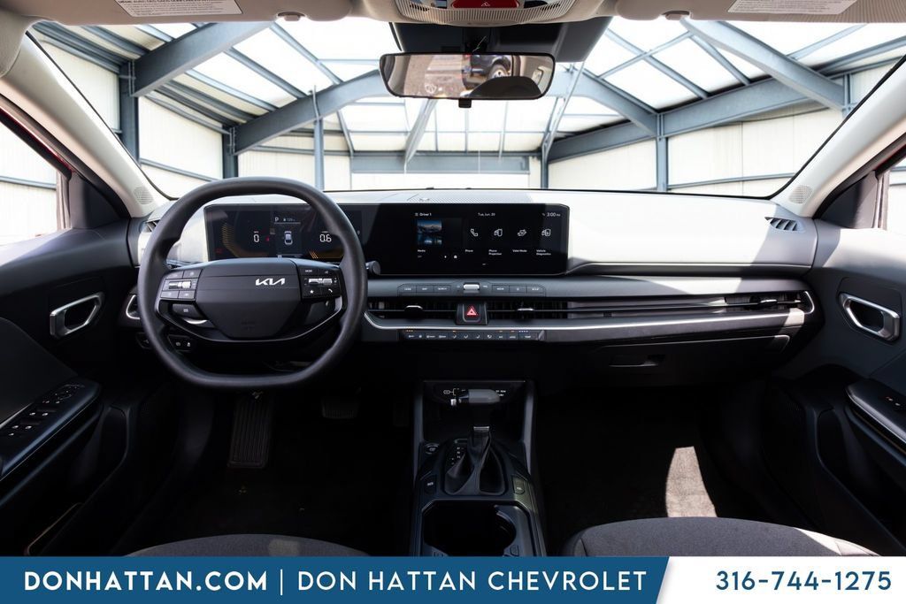 Used 2025 Kia K4 FWD image 4