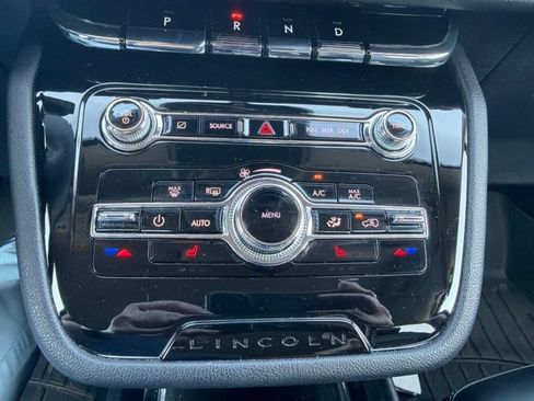 Used 2022 Lincoln Corsair FWD image 26