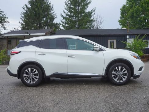 Used 2018 Nissan Murano SL w/ Moonroof Package AWD/4WD image 9