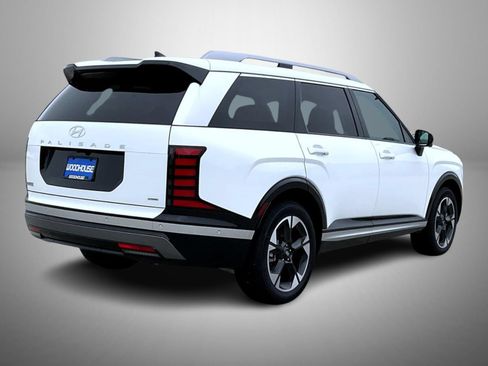 Certified 2026 Hyundai Palisade Limited AWD/4WD image 5
