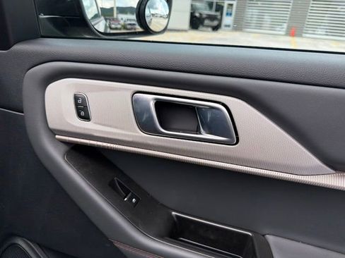Used 2026 Ford Explorer Active RWD image 35
