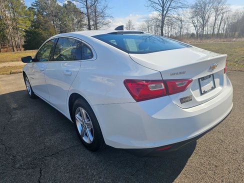 Used 2023 Chevrolet Malibu LS image 8