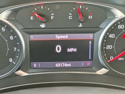Used 2023 GMC Terrain SLT AWD/4WD image 15