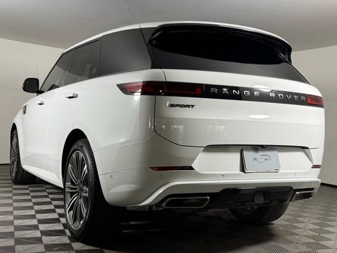 New 2026 Land Rover Range Rover Sport Dynamic SE AWD/4WD image 4