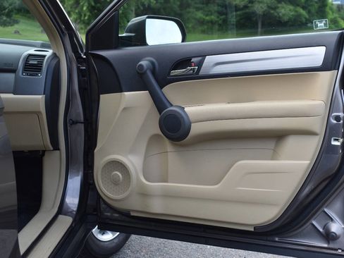 Used 2010 Honda CR-V EX image 9