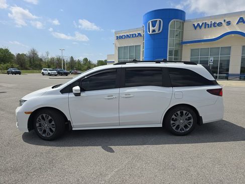 Used 2025 Honda Odyssey Touring image 22